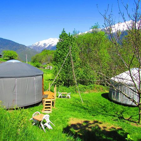 Maurienne Outdoor - Nuit Insolite En Yourte En Savoie Saint-Georges-Des-Hurtieres エクステリア 写真